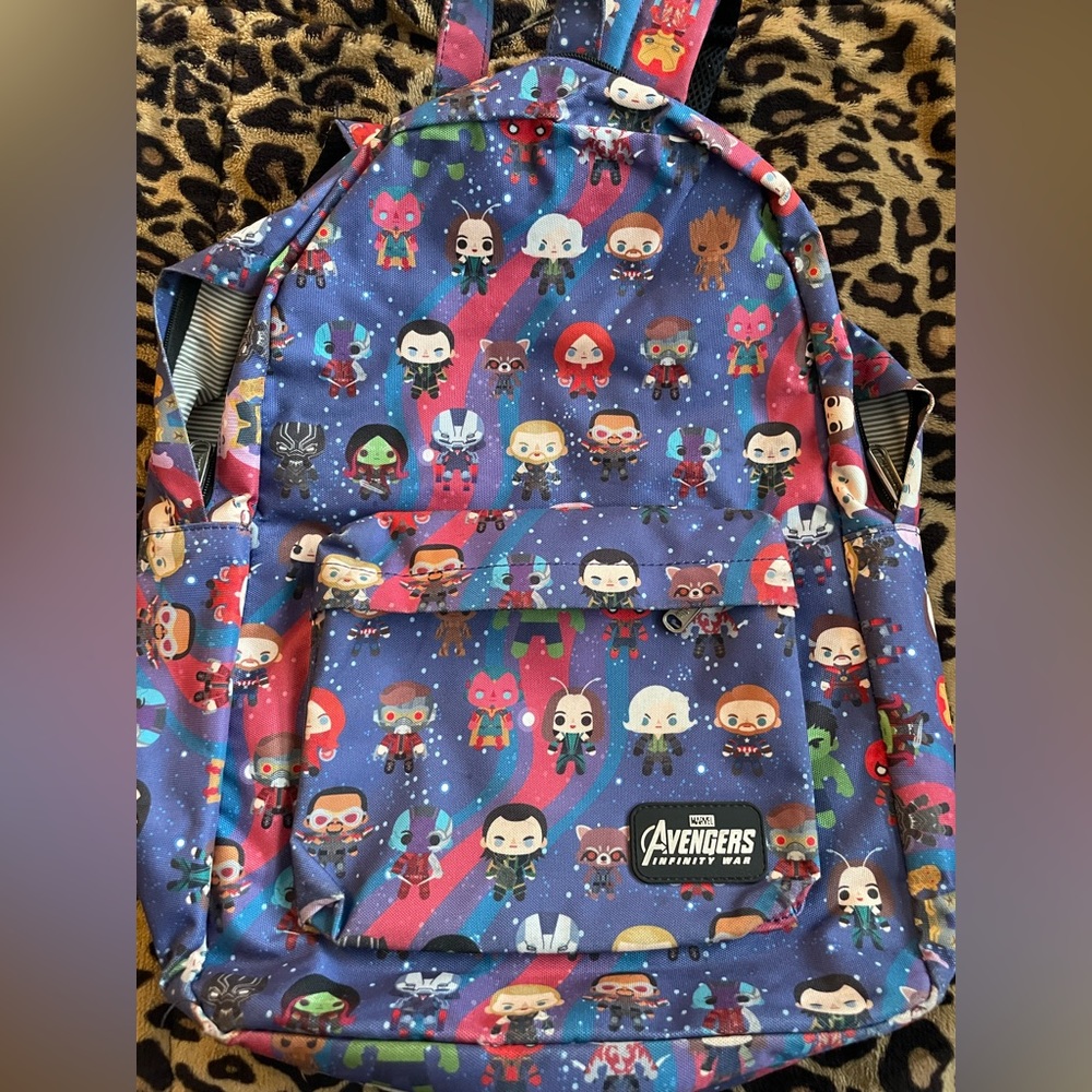 Loungefly Marvel Avengers Infinity War full size back pack